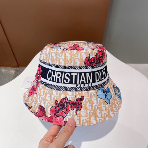 ๐โจAUTHENTICโจ๐Dior hat - Picture 5 of 7